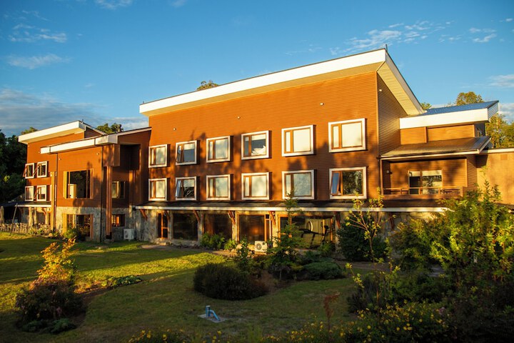 Exterior of Cascadas Hotel