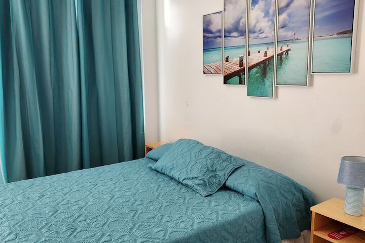Room 25 of 98
