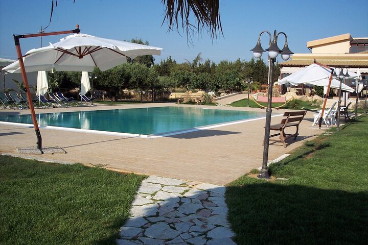 Hotel Pool