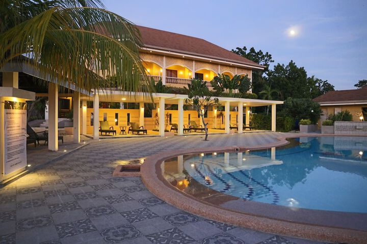 Pool 40 of 100