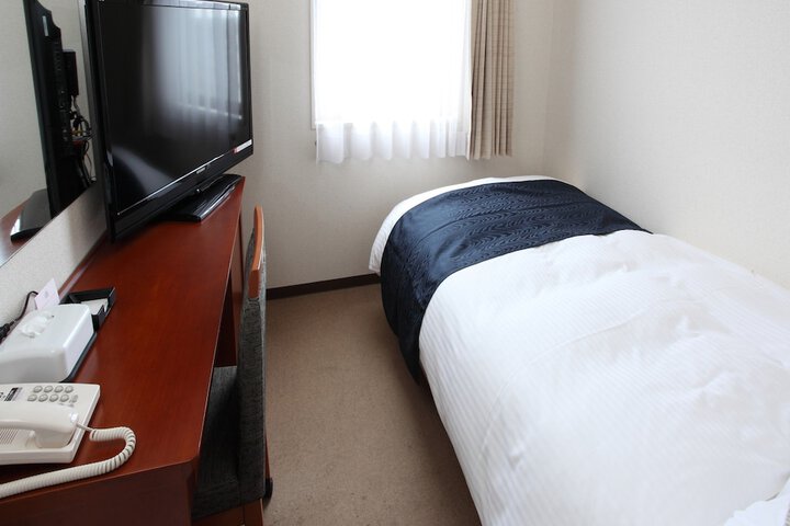 Room 6 of 43