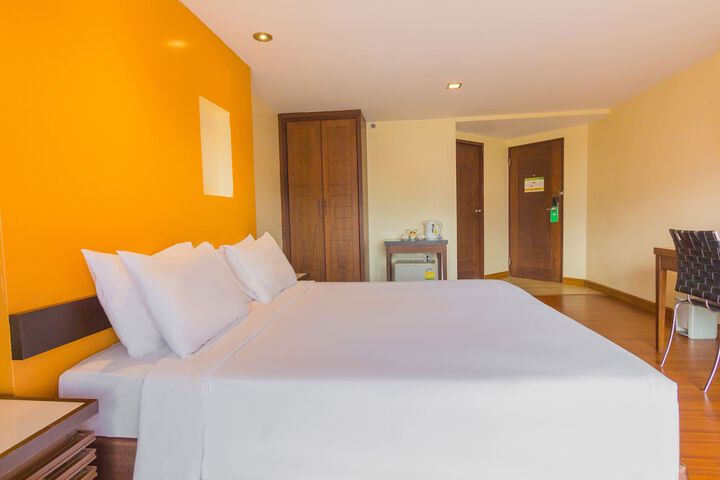 Room 15 of 65