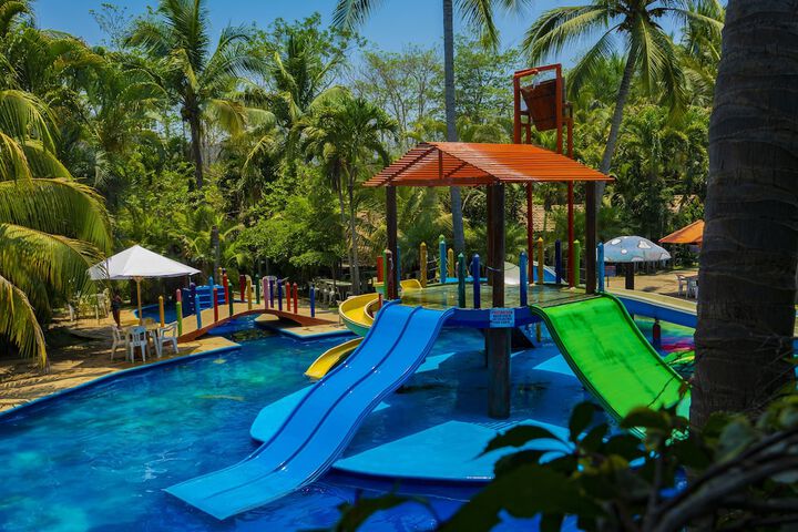 Exterior of Balneario y Cabañas ISIS