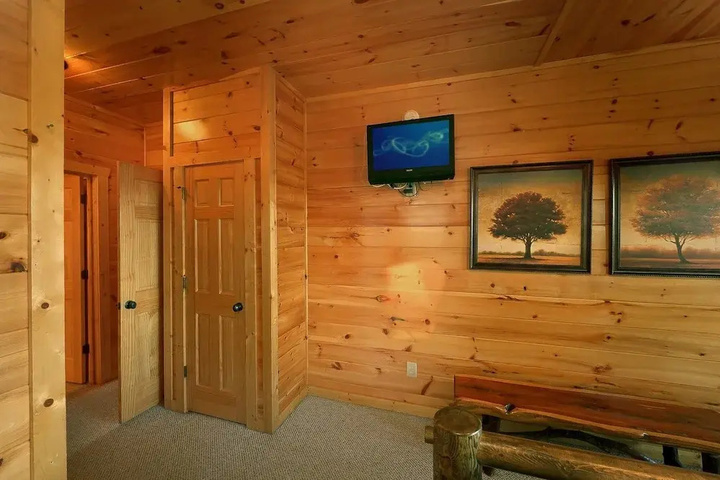 Room 3 of 24