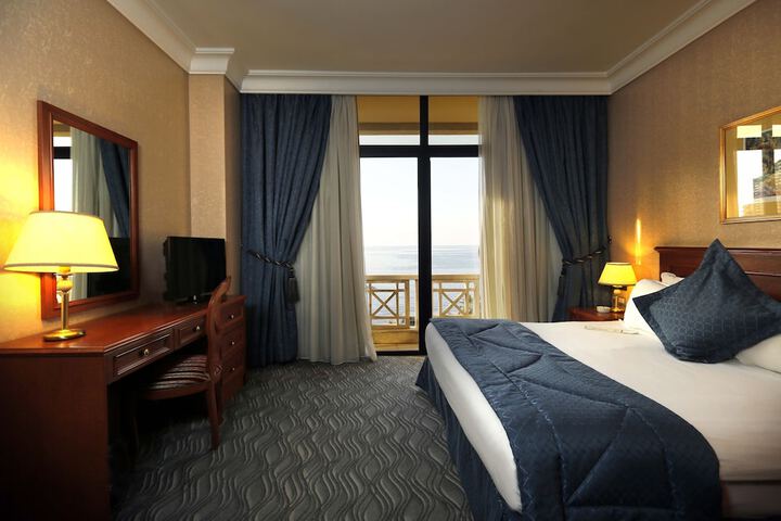 Room 16 of 81