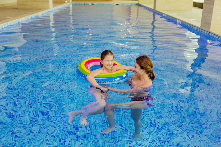 Pools & Facilities