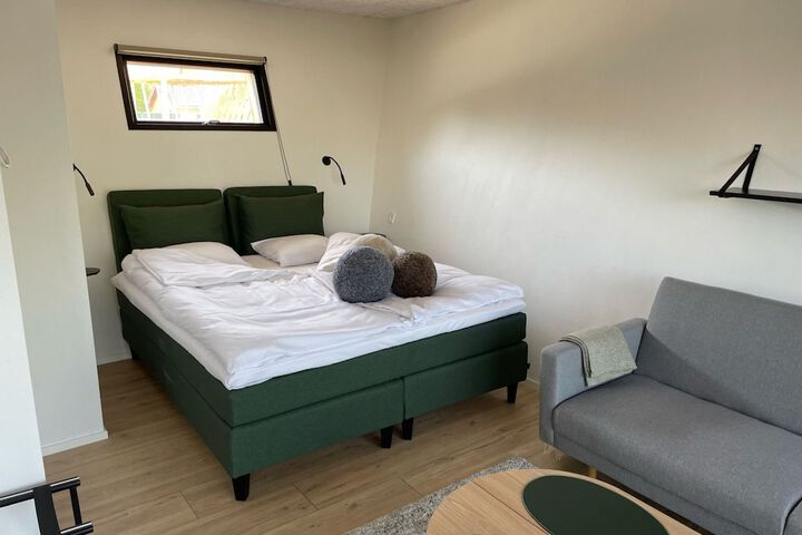 Room 6 of 46