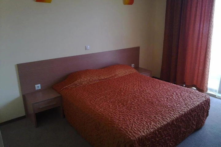 Room 3 of 19