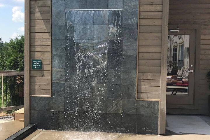 Pool waterfall