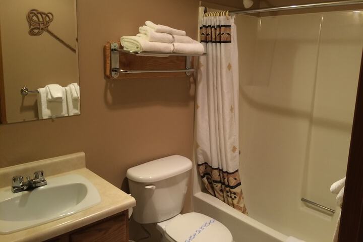 Room 85 of 102