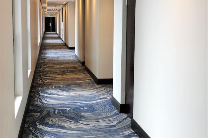 Ballroom/Hall 36 of 49