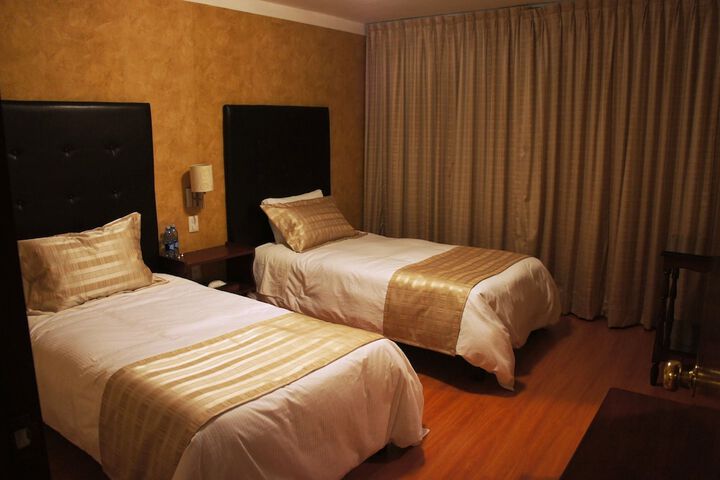 Room 7 of 35
