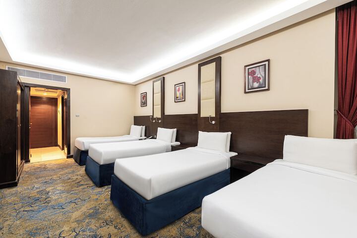Room 17 of 63