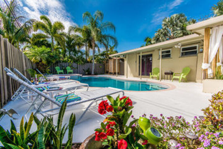 Pool 410 of 524