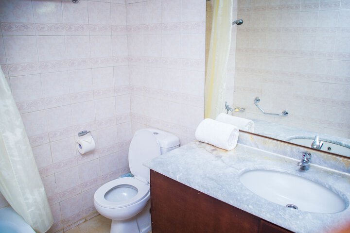 Room 7 of 14