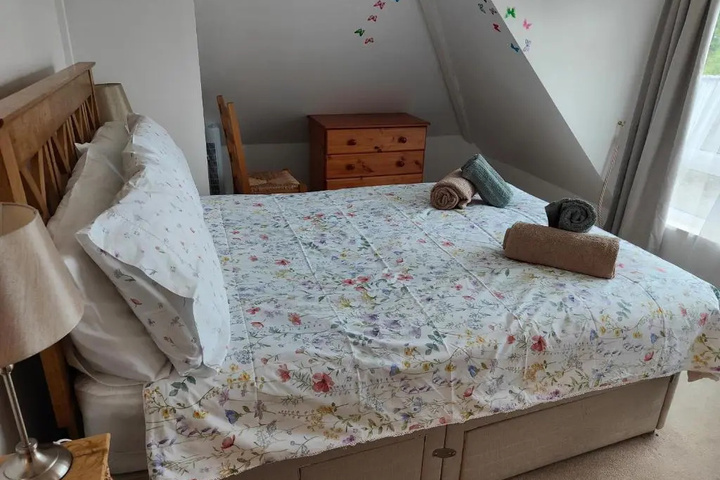 Room 3 of 18