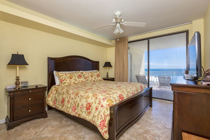 Room 4 of 41