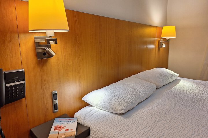 Room 30 of 67