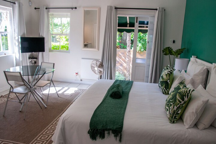Room 10 of 56