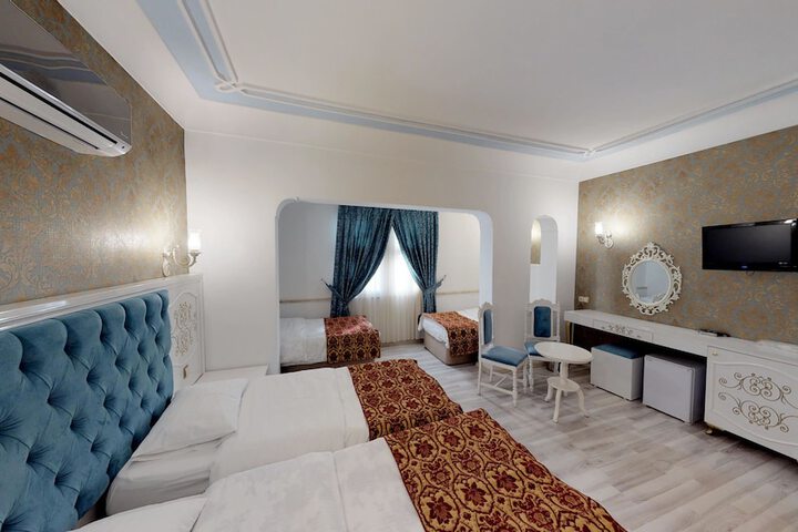 Room 21 of 115