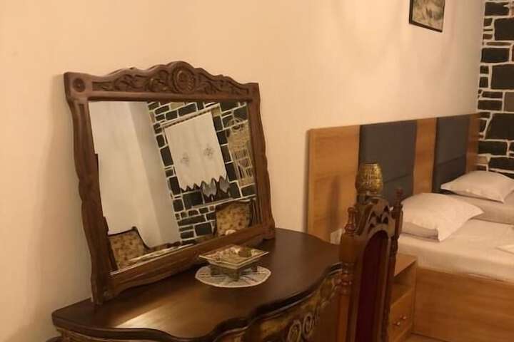 Room 3 of 30