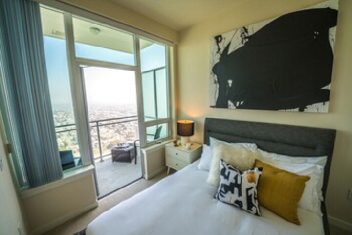 Room 53 of 57