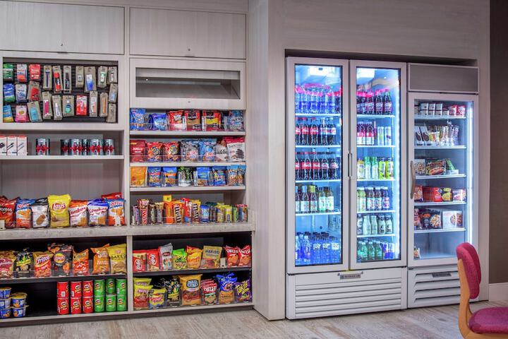 Snack bar