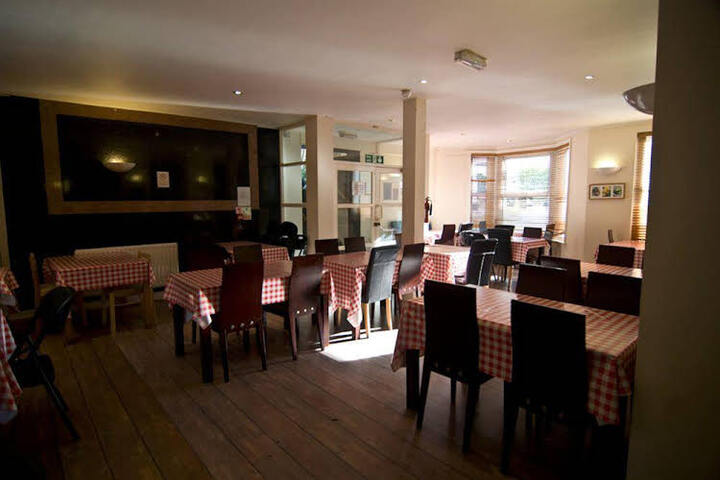 GLOUCESTER HOTEL