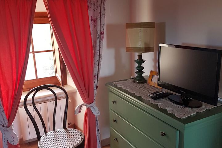 Room 8 of 64