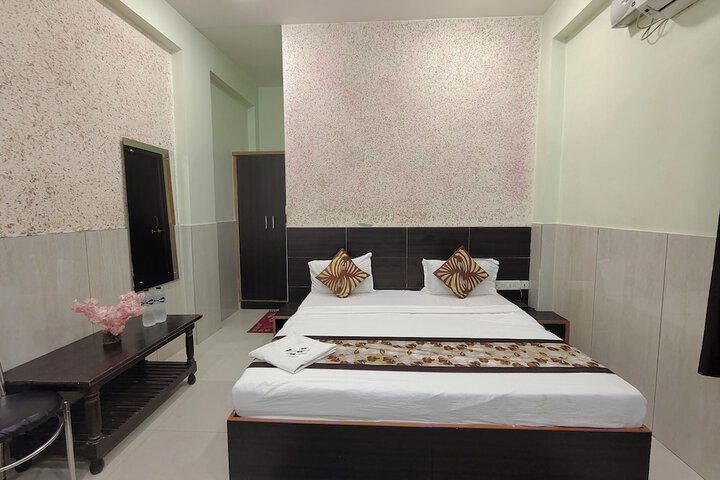 Room 42 of 76