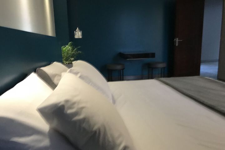 Room 40 of 118