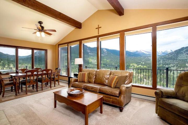 Kintzle Home in Estes Park, CO