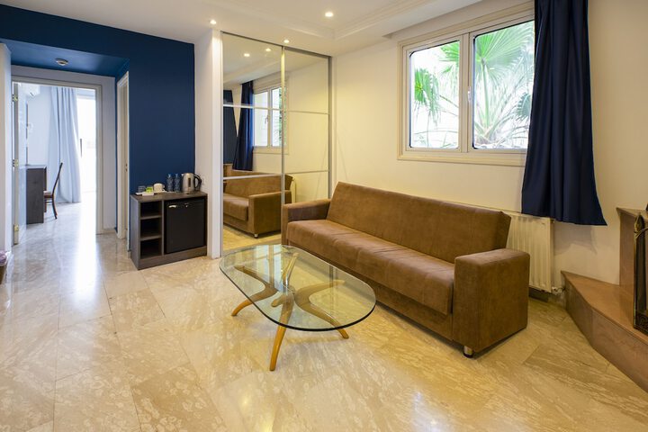 Room 17 of 110