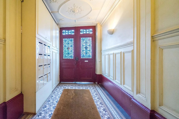 Room 13 of 22