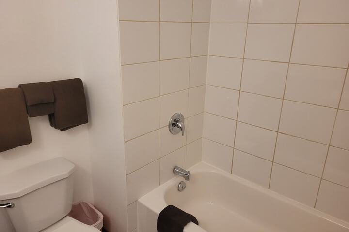 Room 16 of 26