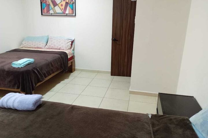 Room 2 of 27