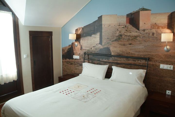 Room 15 of 70