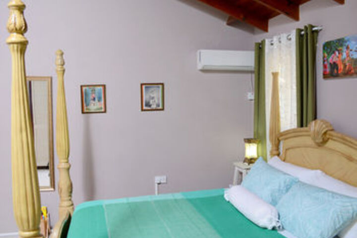 Room 5 of 19