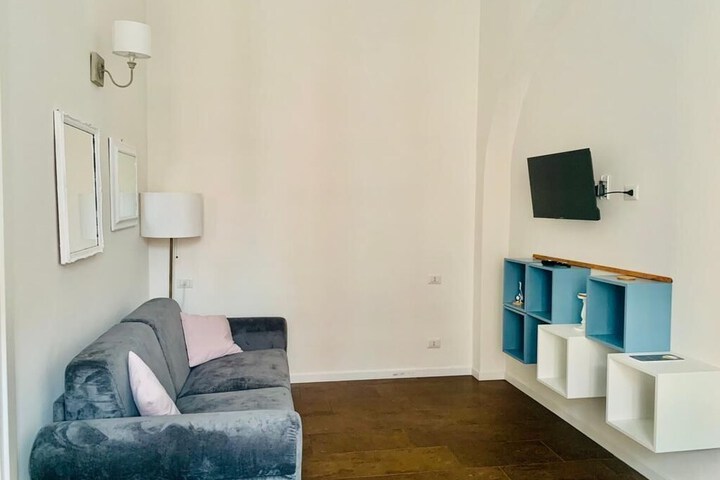 Room 41 of 68