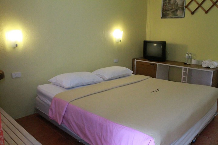 Room 7 of 57