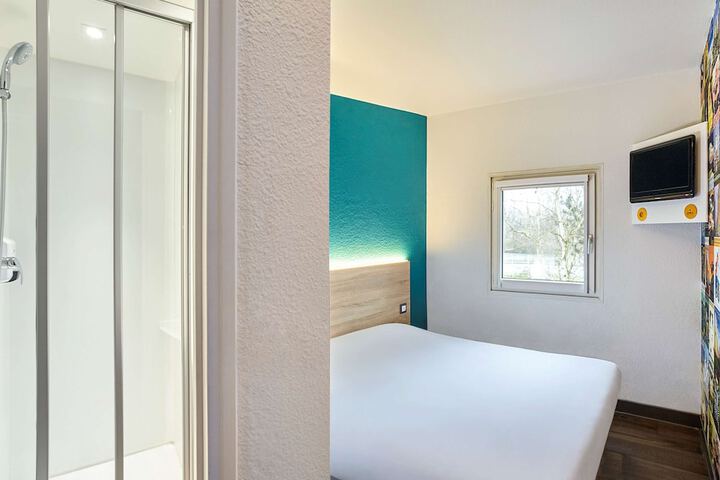 Room 15 of 67