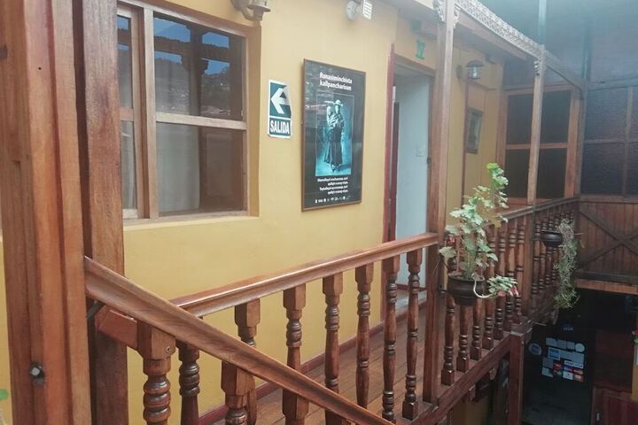 Photo 1