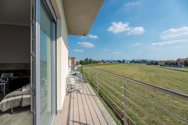 Terrace/Patio 44 of 102
