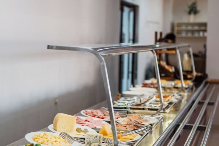 Breakfast/Coffee Service 95 of 103