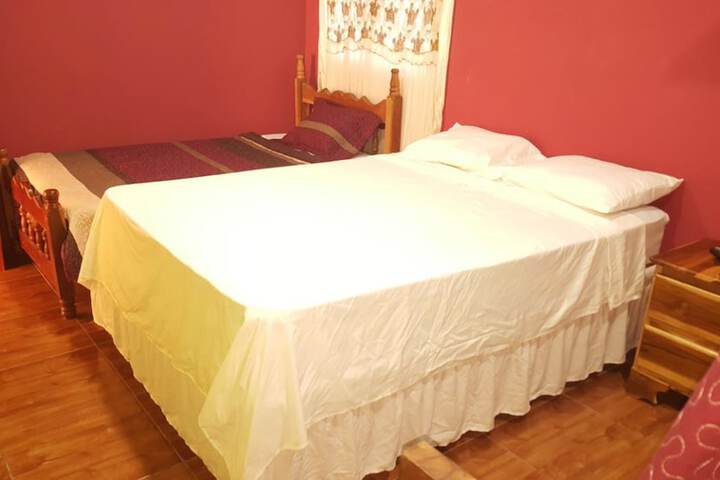 Room 4 of 38