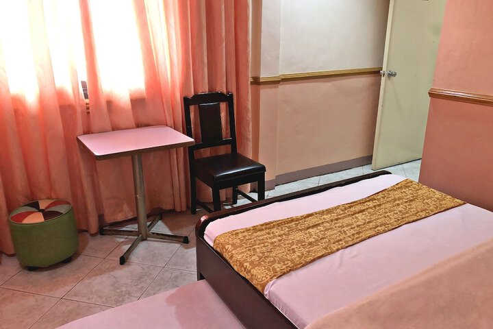 Room 7 of 40