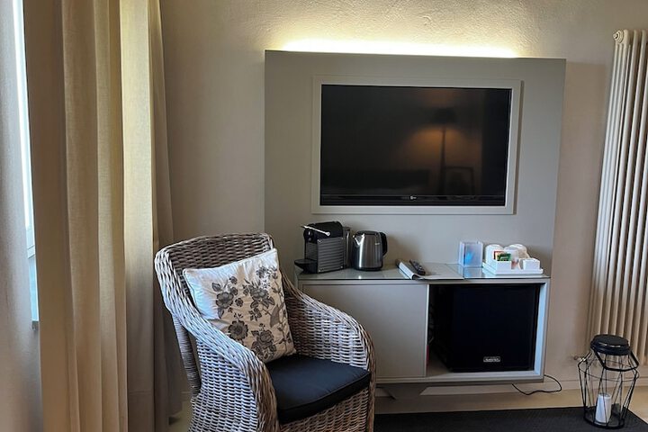 Room 18 of 54