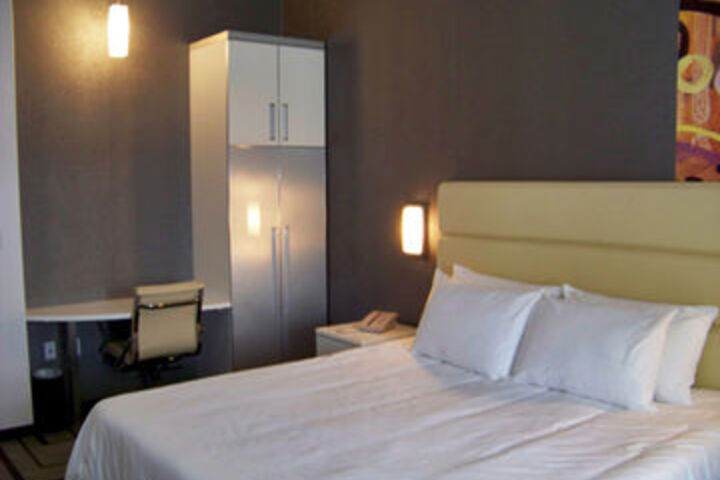 Standard Suite