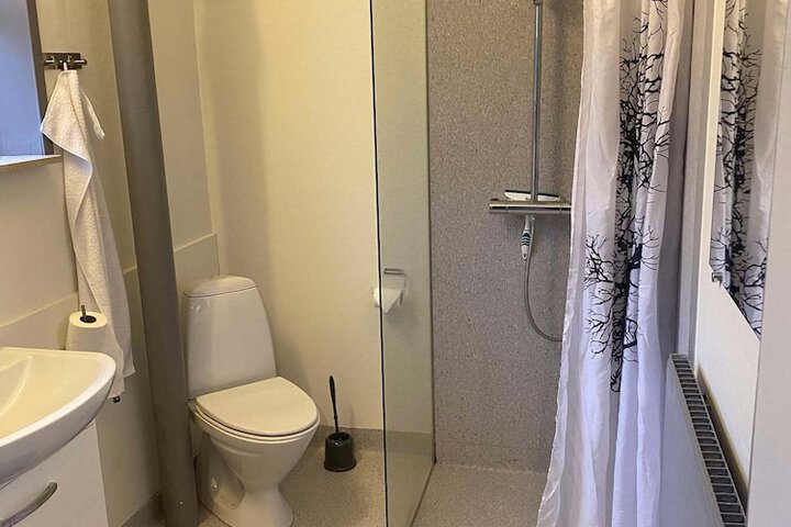 Room 14 of 30