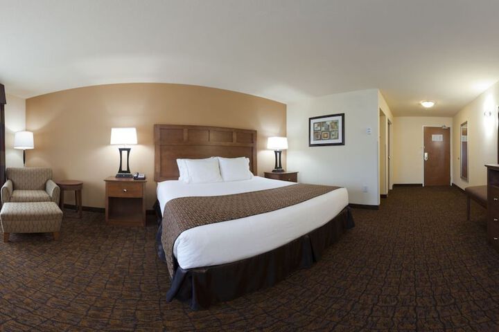 Room 3 of 30
